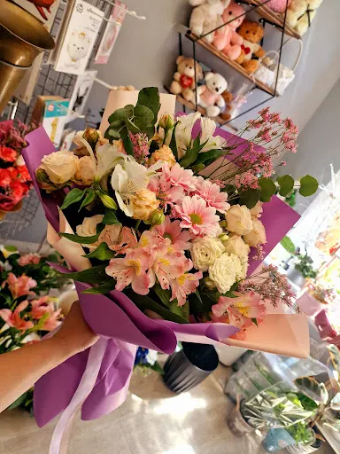 Kwiaciarnia FlowerViKs